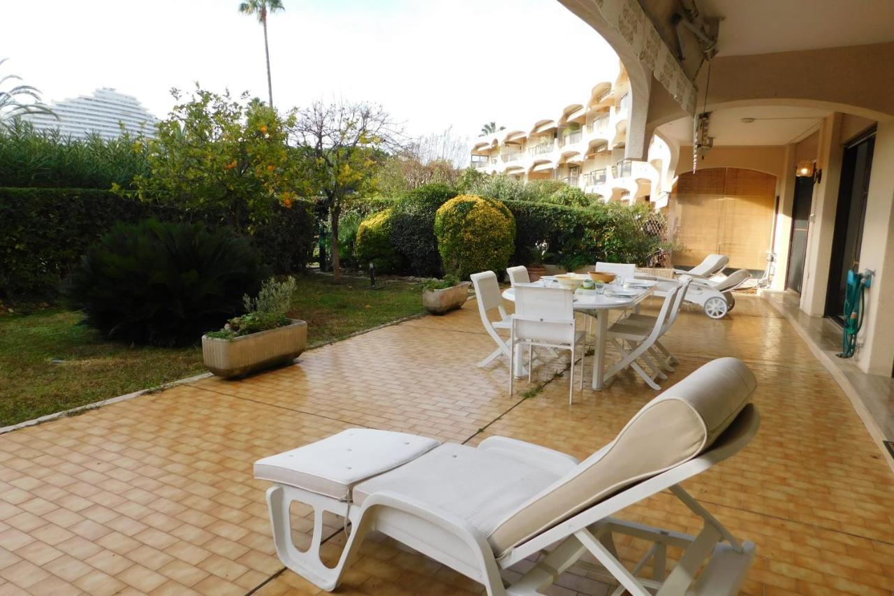 Air-Conditioned 4-Room "Marine Villeneuve" Flat With Pool And Parking Exterior foto