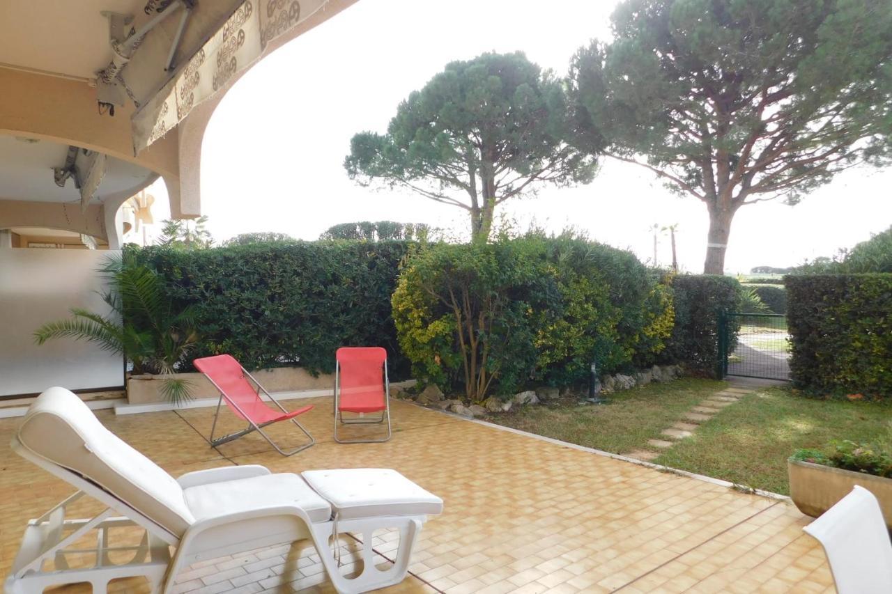 Air-Conditioned 4-Room "Marine Villeneuve" Flat With Pool And Parking Exterior foto