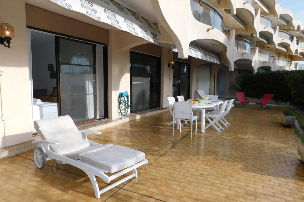 Air-Conditioned 4-Room "Marine Villeneuve" Flat With Pool And Parking Exterior foto