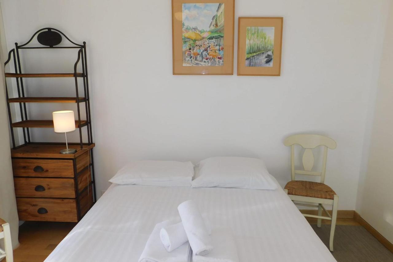 Air-Conditioned 4-Room "Marine Villeneuve" Flat With Pool And Parking Exterior foto