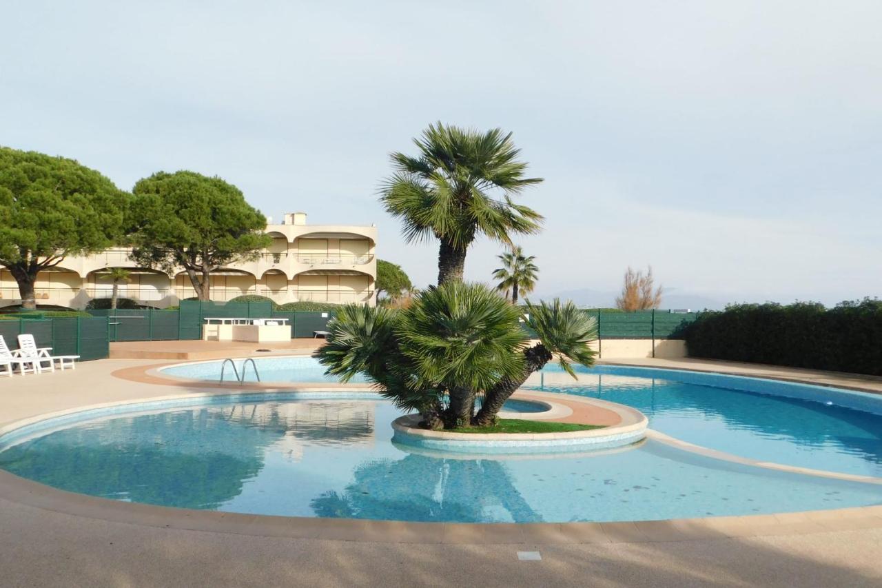 Air-Conditioned 4-Room "Marine Villeneuve" Flat With Pool And Parking Exterior foto