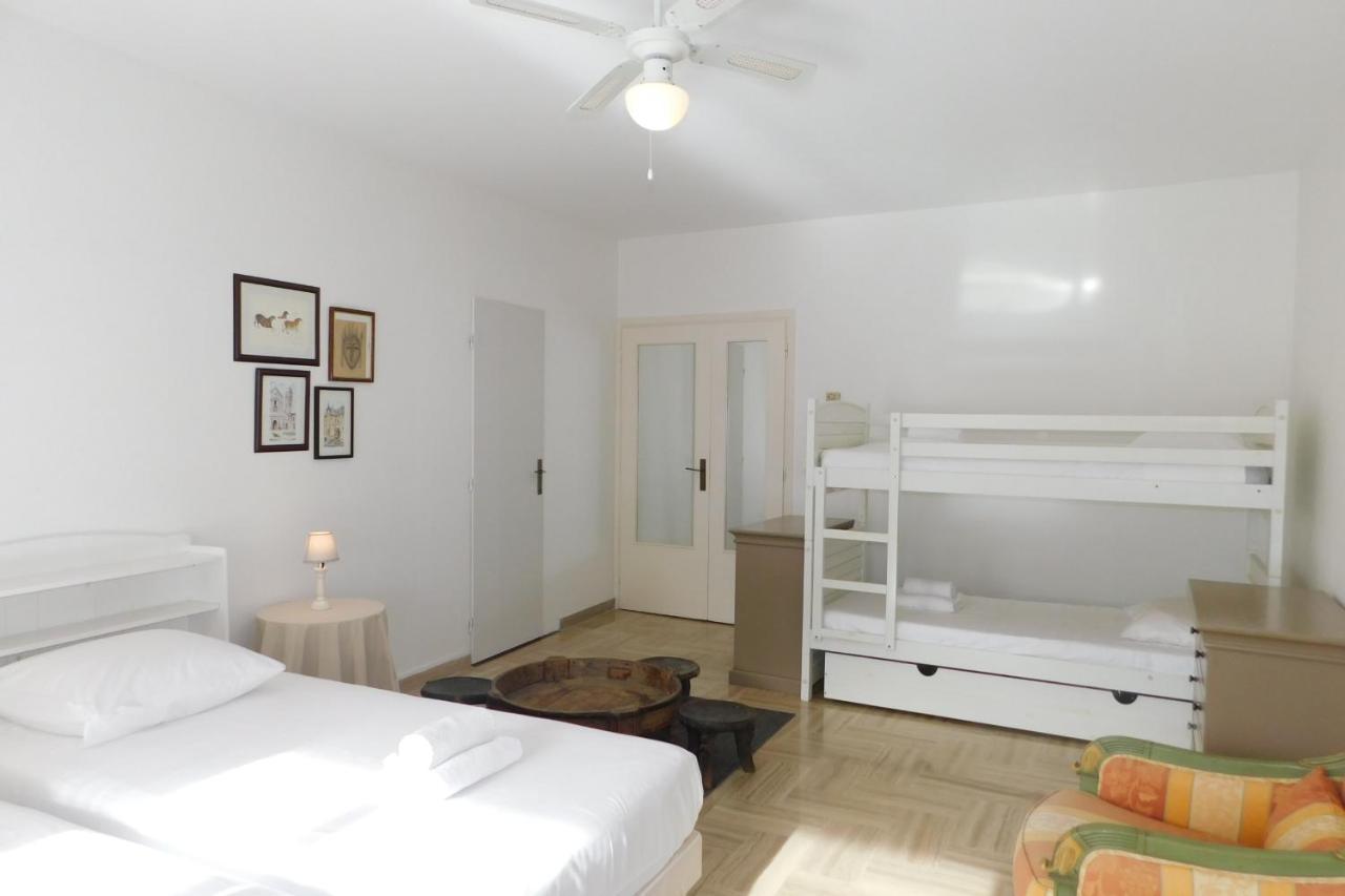 Air-Conditioned 4-Room "Marine Villeneuve" Flat With Pool And Parking Exterior foto