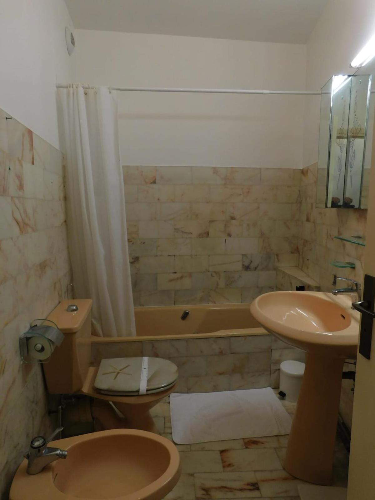 Air-Conditioned 4-Room "Marine Villeneuve" Flat With Pool And Parking Exterior foto