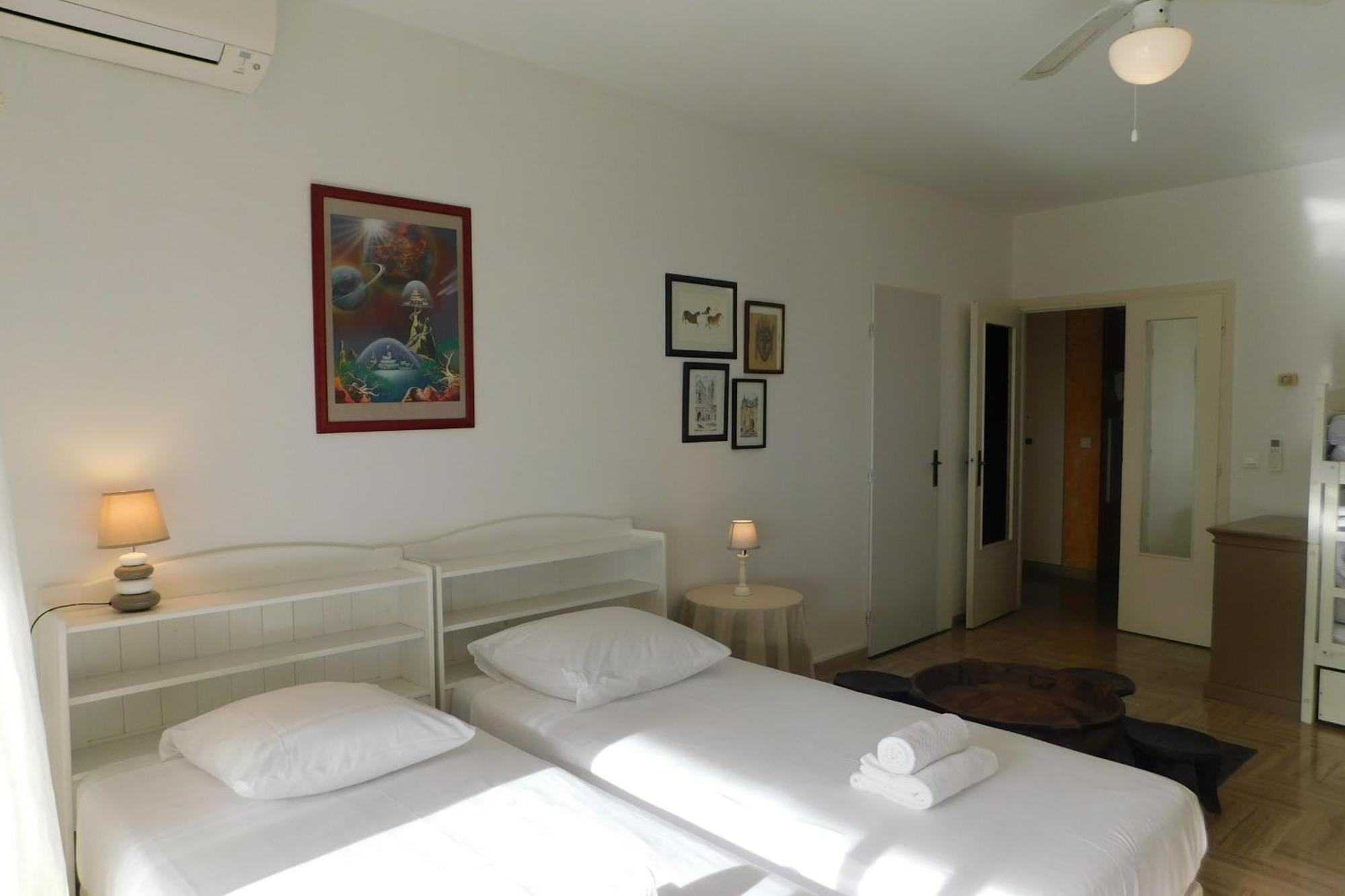 Air-Conditioned 4-Room "Marine Villeneuve" Flat With Pool And Parking Exterior foto